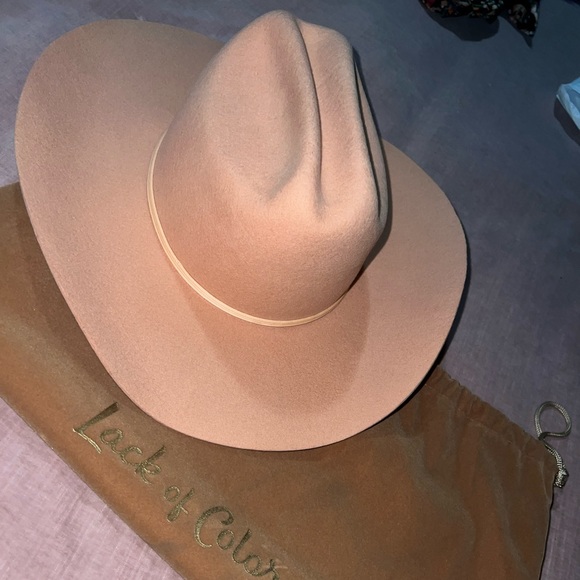 Lack of color hat